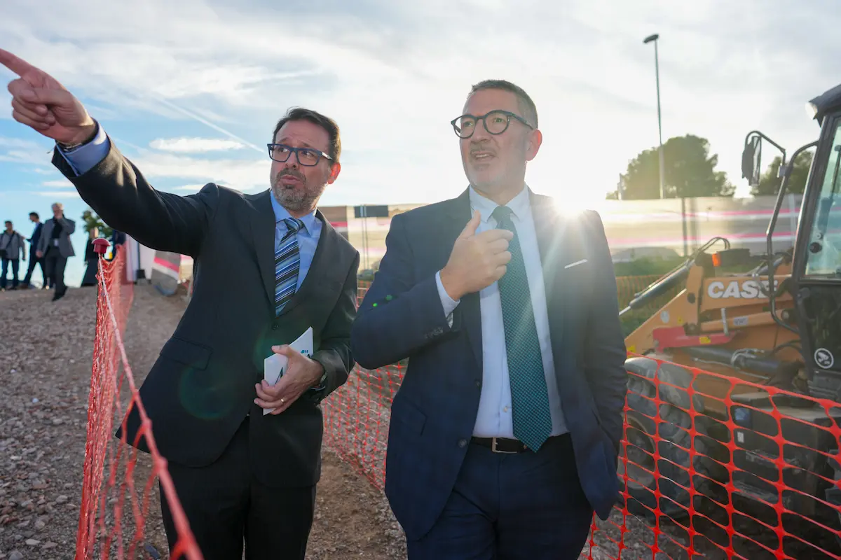 evento primera-piedra adam datacenter